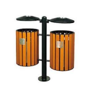 thung_rac_go_treo_doi